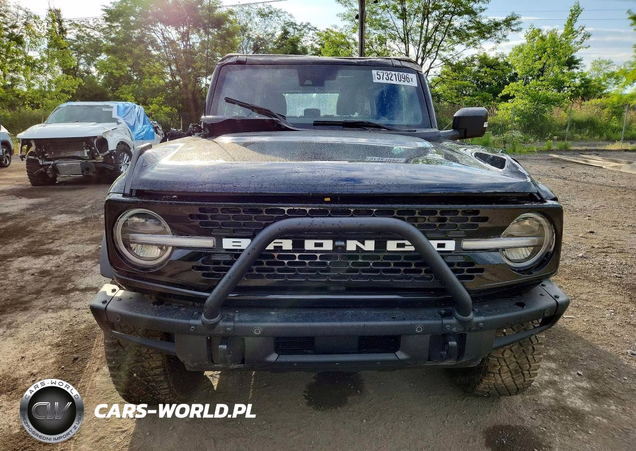 2024 Ford Bronco Wildtrak VIN:1FMEE2BP2RLB04171 - 5