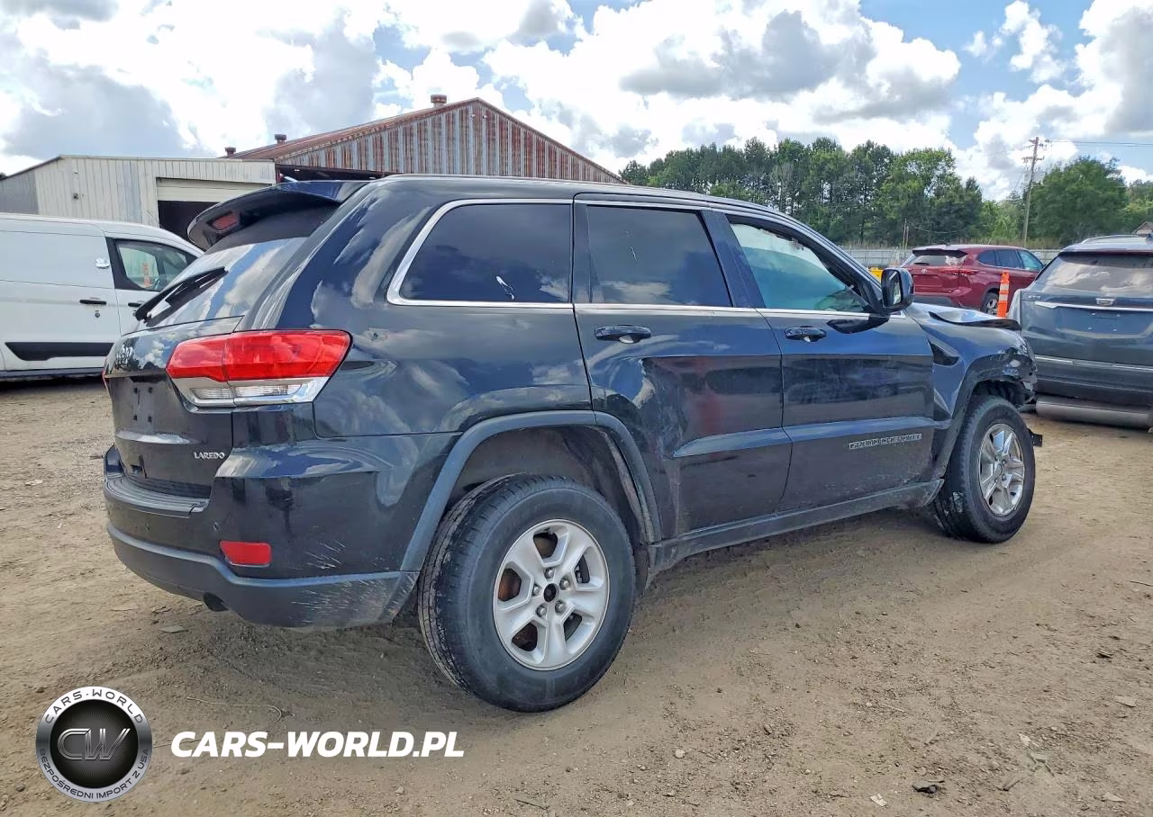 2017 Jeep Grand Cherokee Laredo VIN:1C4RJEAG0HC805147 - 3