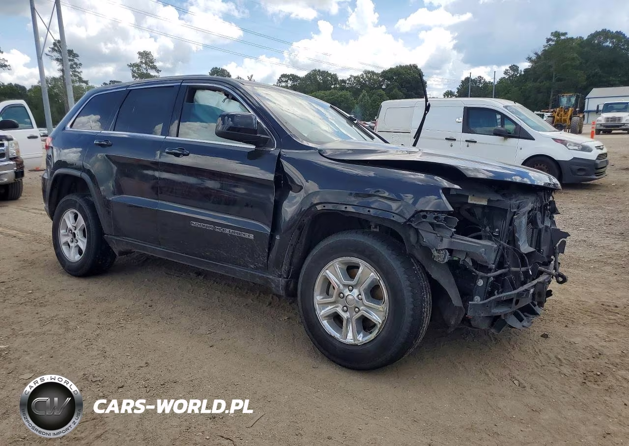 2017 Jeep Grand Cherokee Laredo VIN:1C4RJEAG0HC805147 - 4