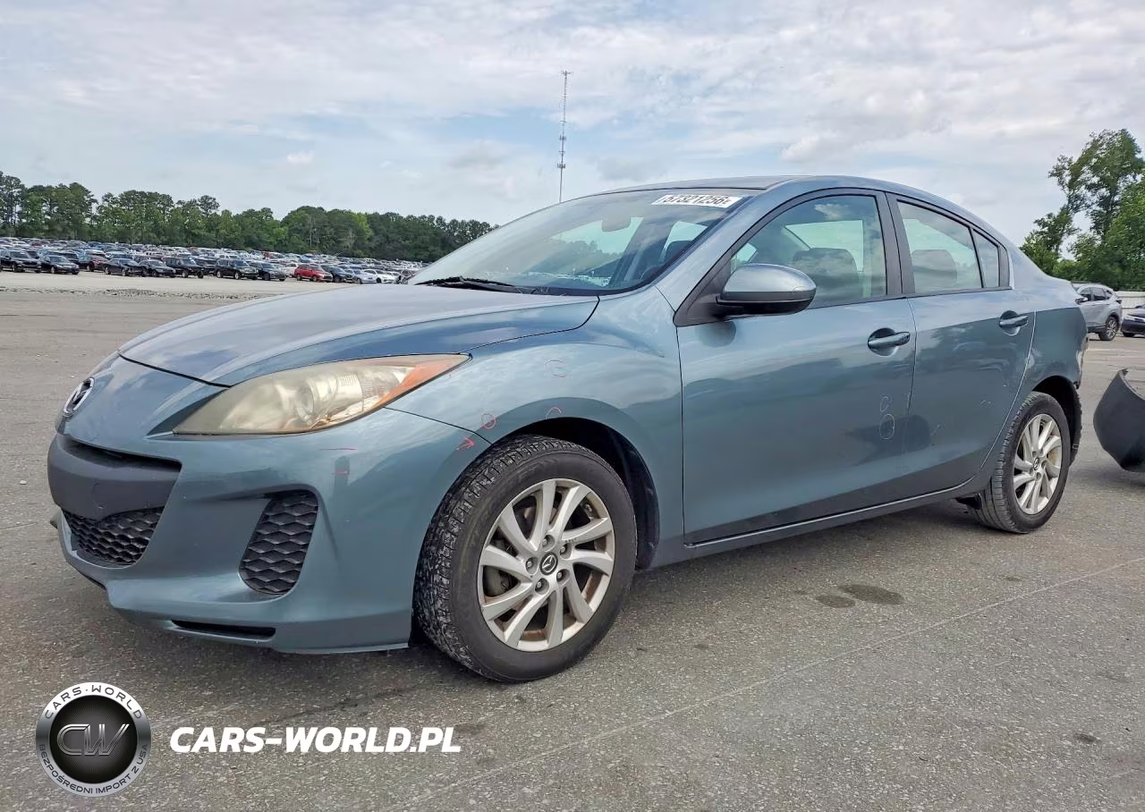 2013 Mazda 3 I