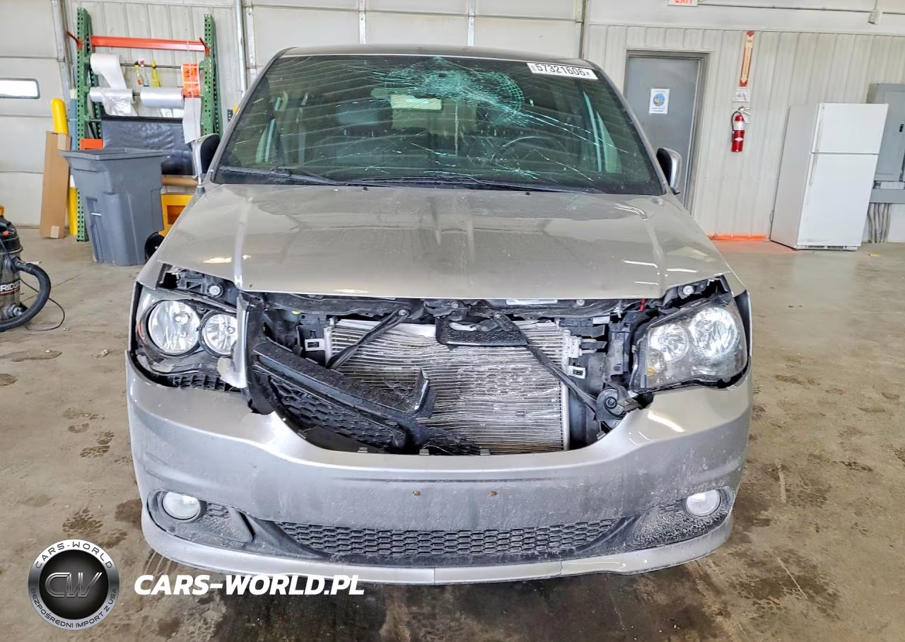 2017 Dodge Grand Caravan Sxt VIN:2C4RDGCG7HR829985 - 5