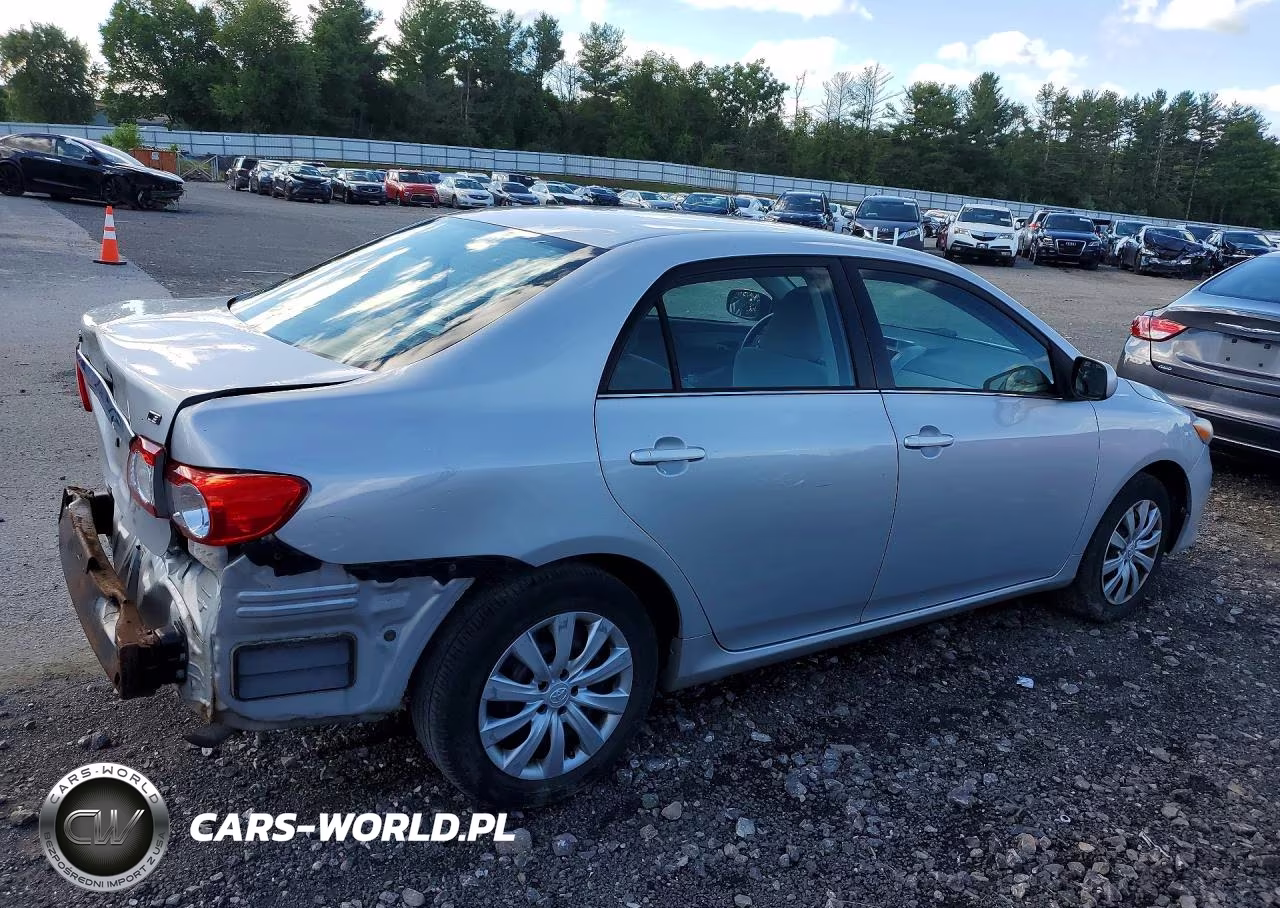 2013 Toyota Corolla Le VIN:2T1BU4EE5DC963769 - 3