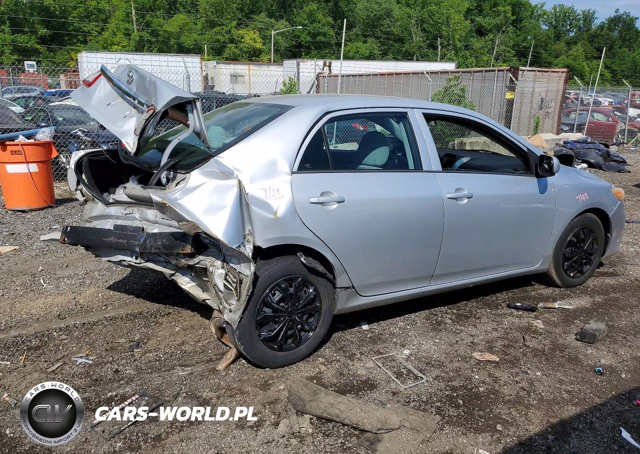 2013 Toyota Corolla L VIN:5YFBU4EE2DP184281 - 3