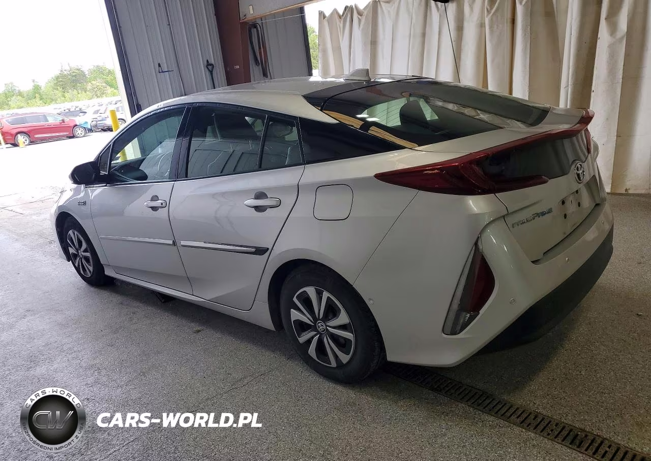 2017 Toyota Prius Prime Advanced VIN:JTDKARFP9H3030963 - 2
