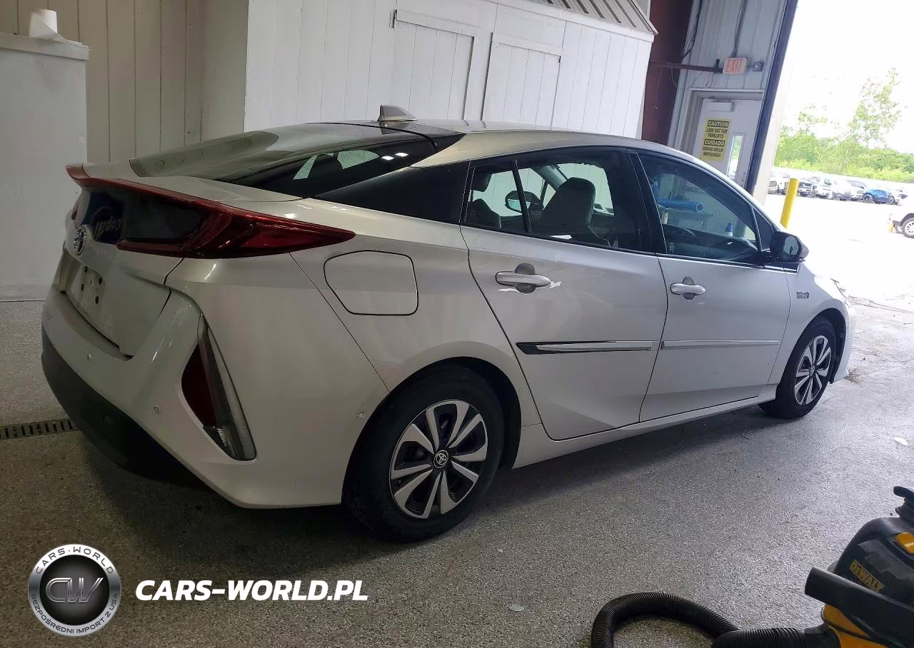 2017 Toyota Prius Prime Advanced VIN:JTDKARFP9H3030963 - 3