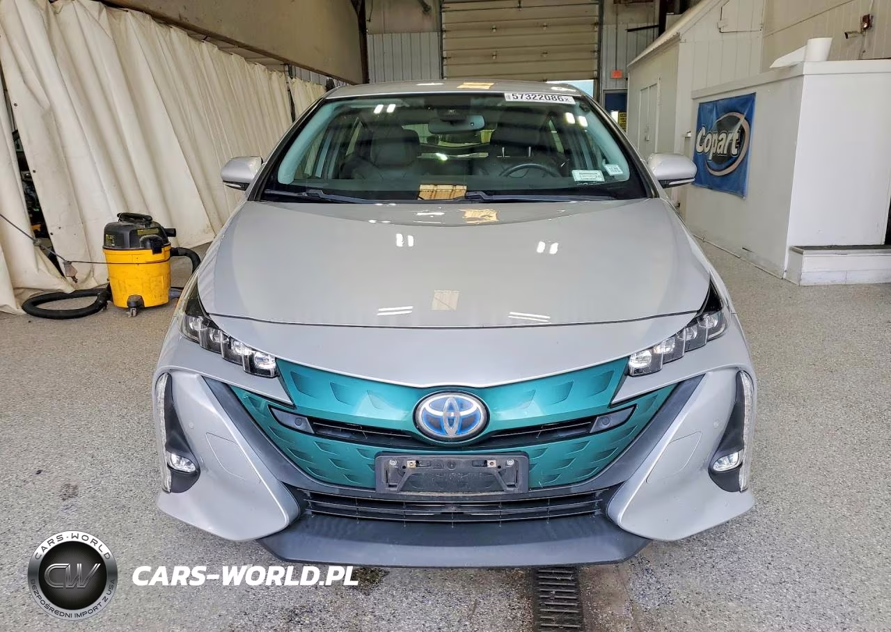 2017 Toyota Prius Prime Advanced VIN:JTDKARFP9H3030963 - 5