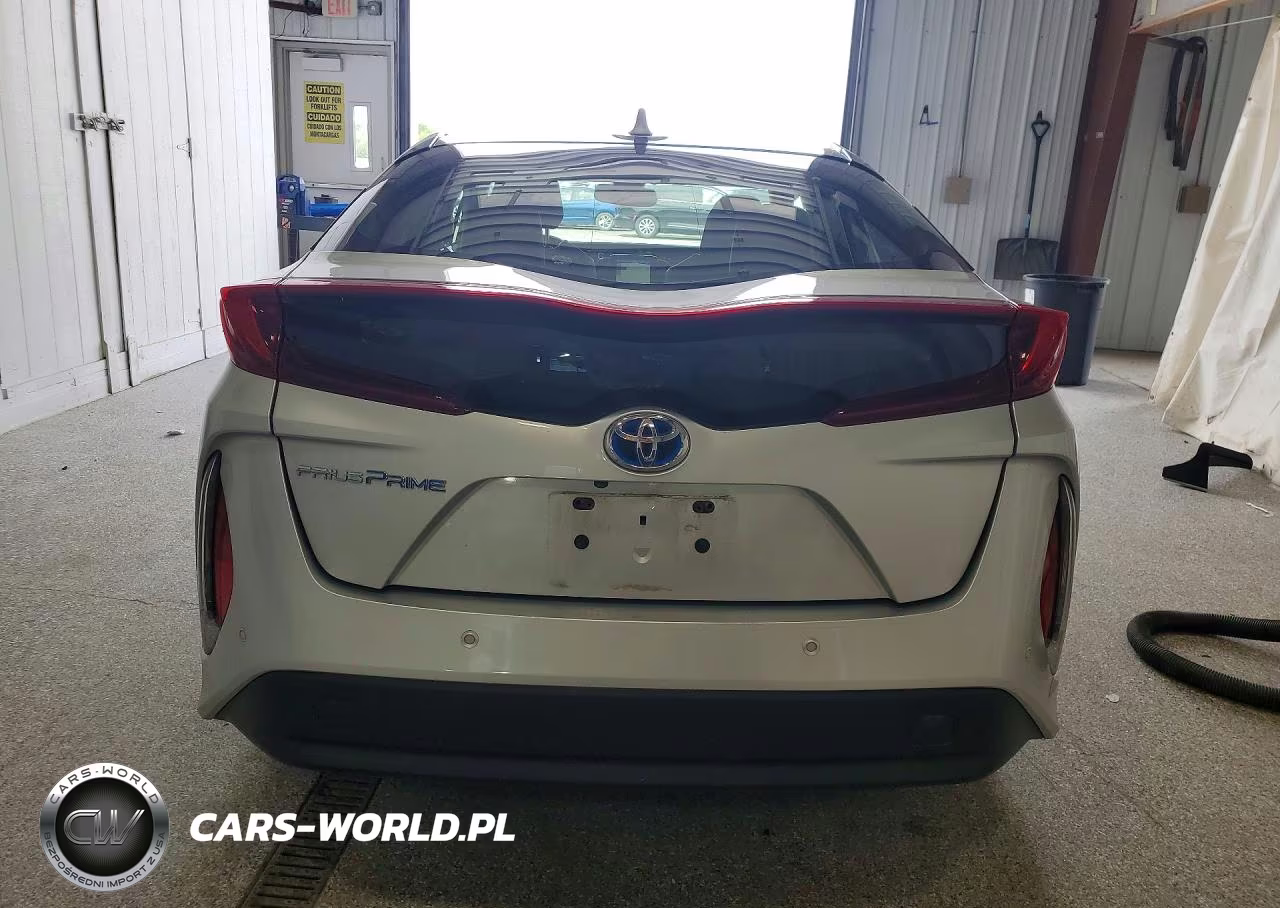 2017 Toyota Prius Prime Advanced VIN:JTDKARFP9H3030963 - 6