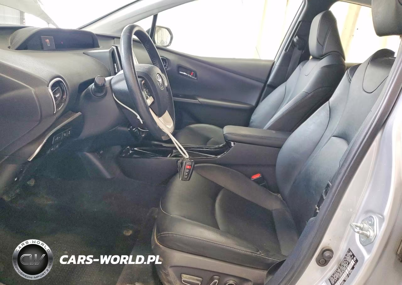 2017 Toyota Prius Prime Advanced VIN:JTDKARFP9H3030963 - 7