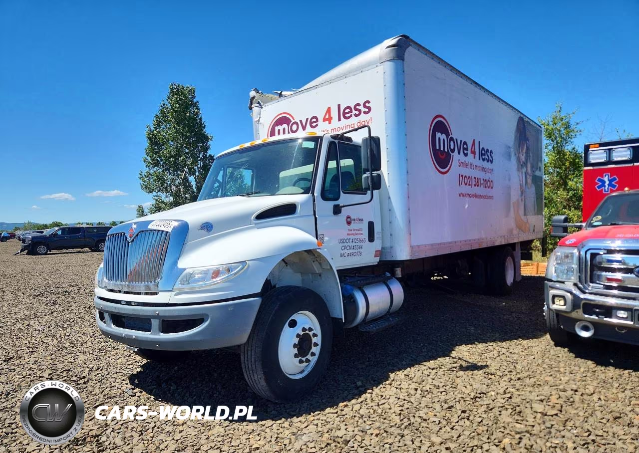 2019 International 4300 Box Truck – zdjęcie 1 z 13