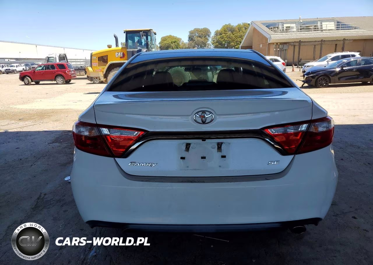 2016 Toyota Camry Se VIN:4T1BF1FK6GU500975 - 6