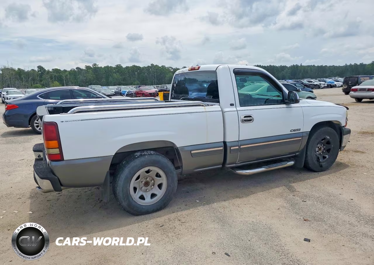 2000 Chevrolet Silverado C1500 VIN:1GCEC14T5YZ176637 - 3