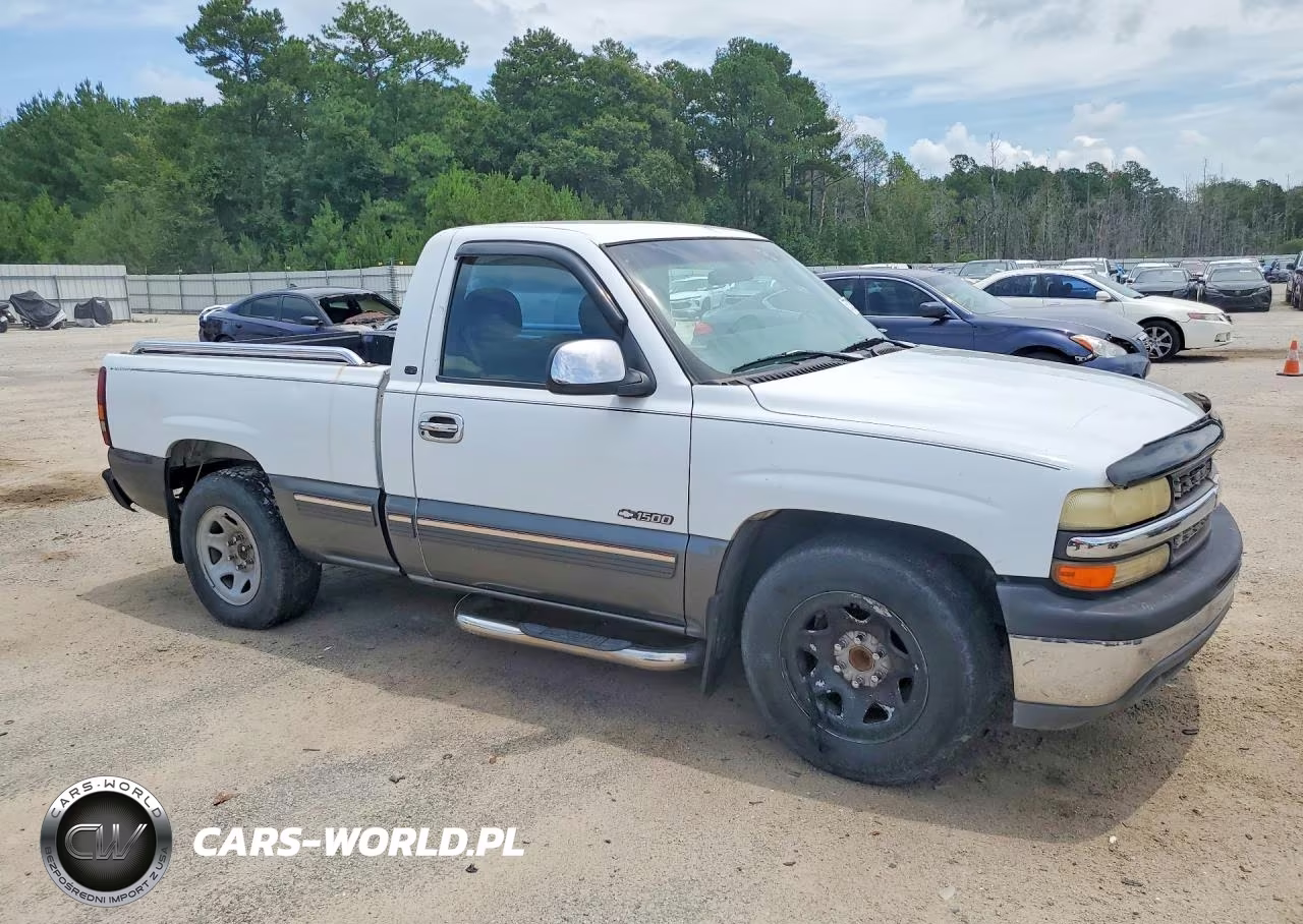2000 Chevrolet Silverado C1500 VIN:1GCEC14T5YZ176637 - 4