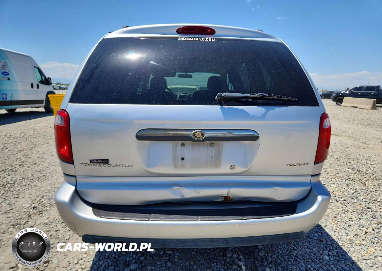 2005 Chrysler Town & Country Touring VIN:2C4GP54L15R392317 - 6