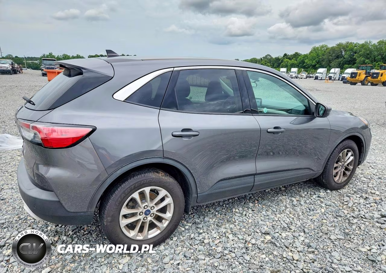2021 Ford Escape Se VIN:1FMCU0G6XMUA20598 - 3