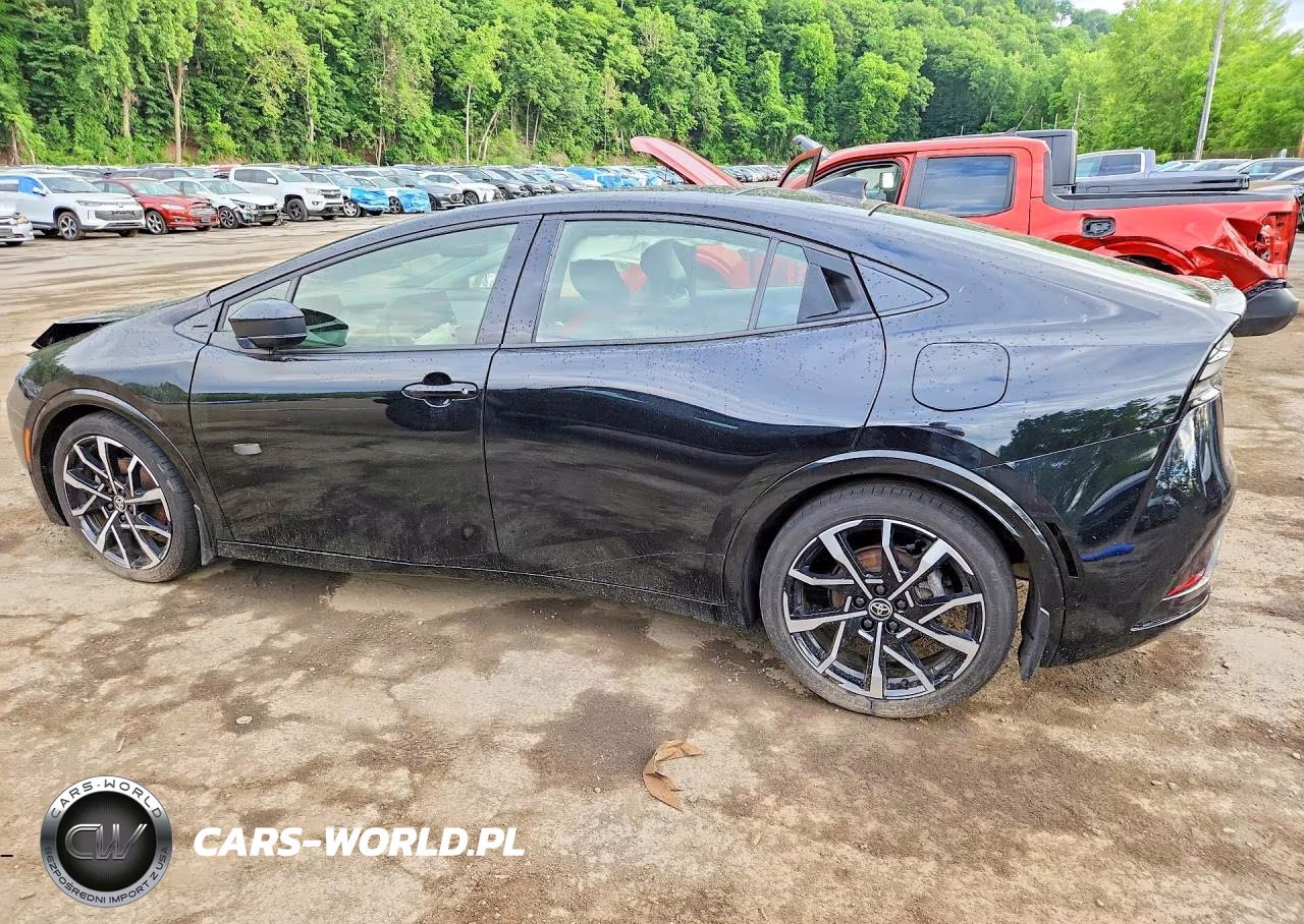2024 Toyota Prius Prime Xse VIN:JTDACACU4R3027214 - 2