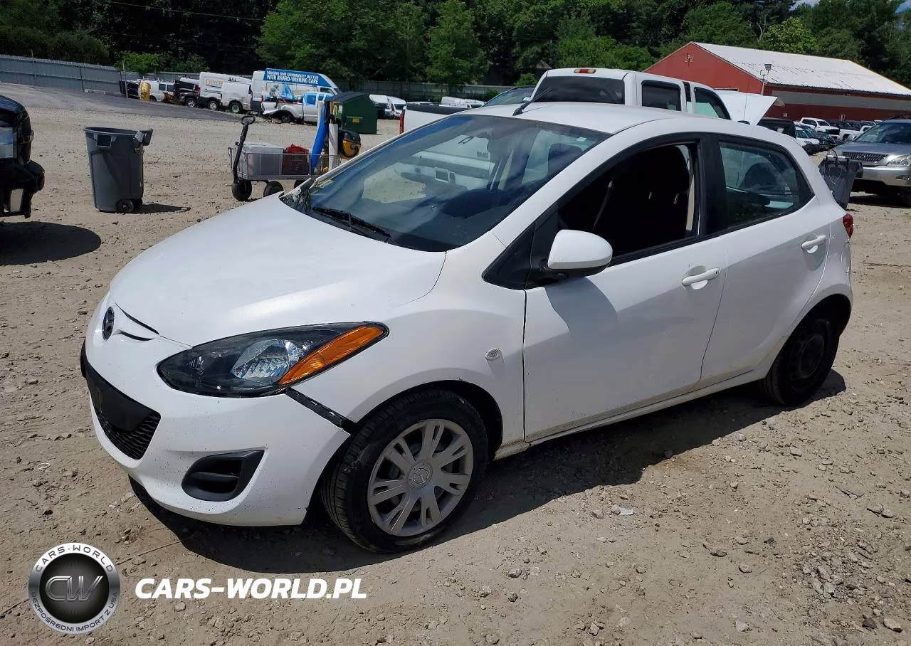 2012 Mazda Mazda2 – zdjęcie 1 z 12
