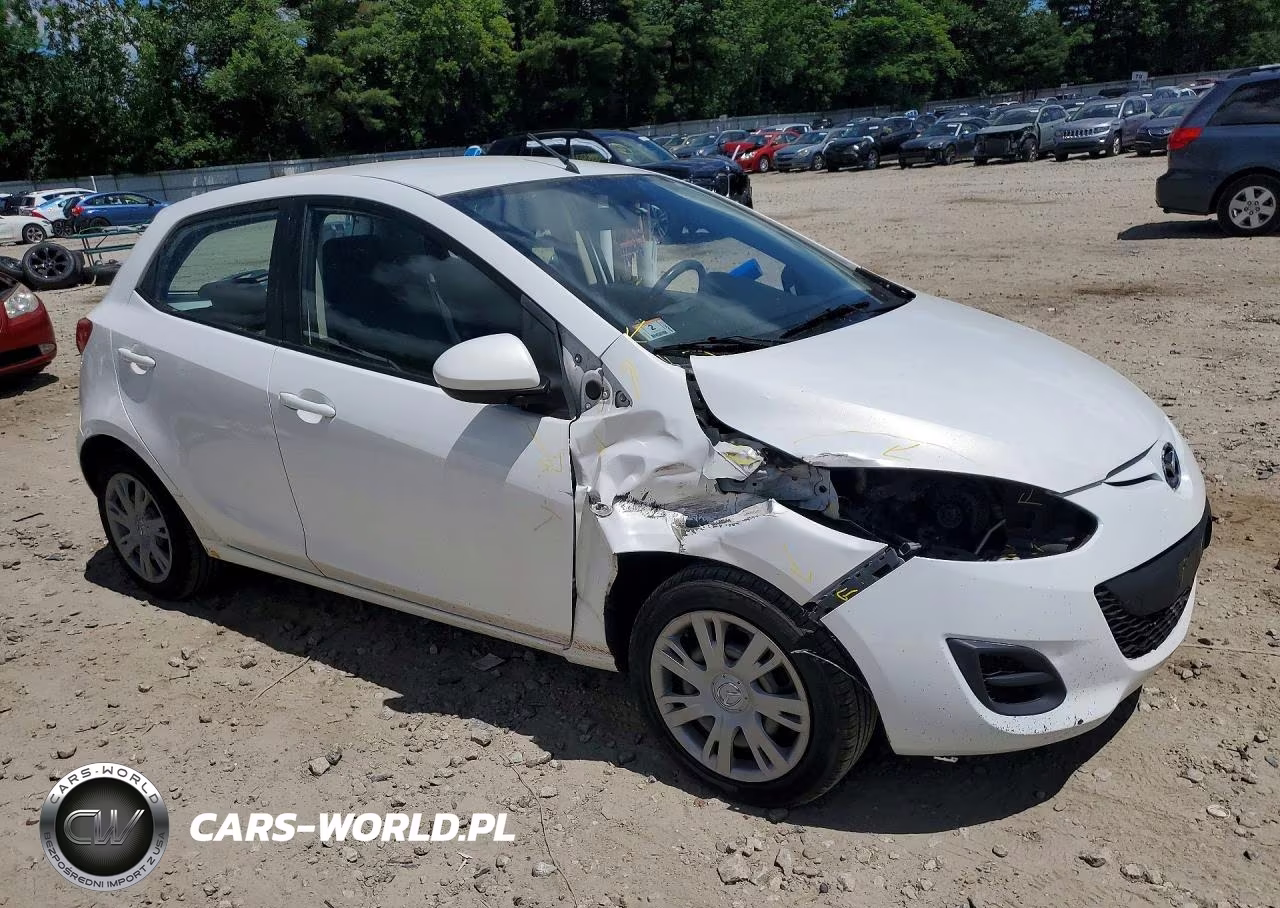 2012 Mazda Mazda2 VIN:JM1DE1KZ3C0136728 - 4