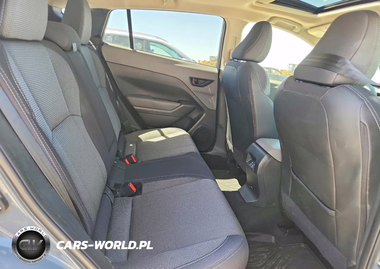 2024 Subaru Crosstrek Premium VIN:JF2GUADC8R8857602 - 10