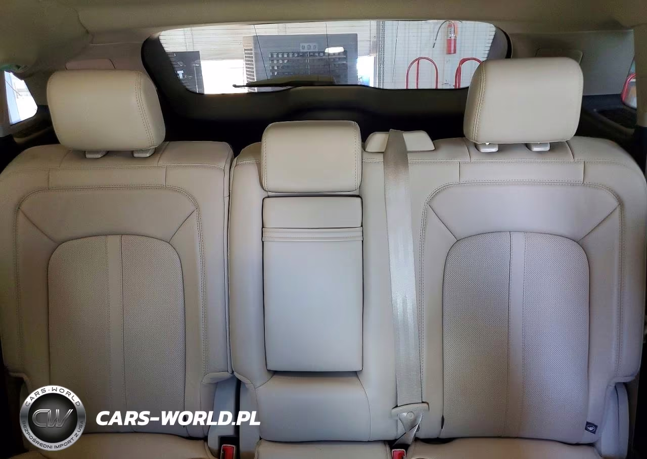 2019 Lincoln Nautilus Reserve VIN:2LMPJ6L9XKBL23191 - 10