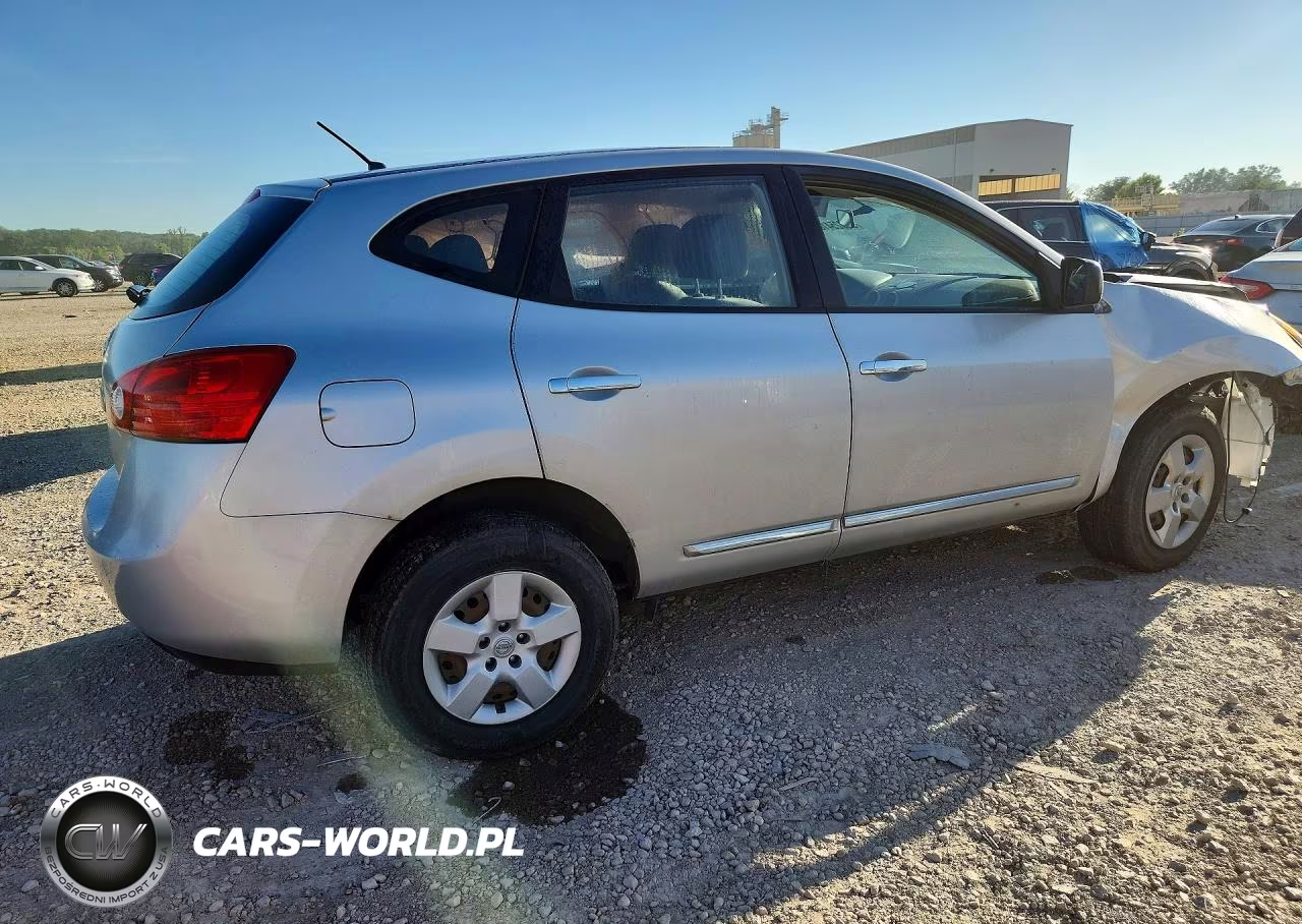 2014 Nissan Rogue Select S VIN:JN8AS5MV2EW702573 - 3