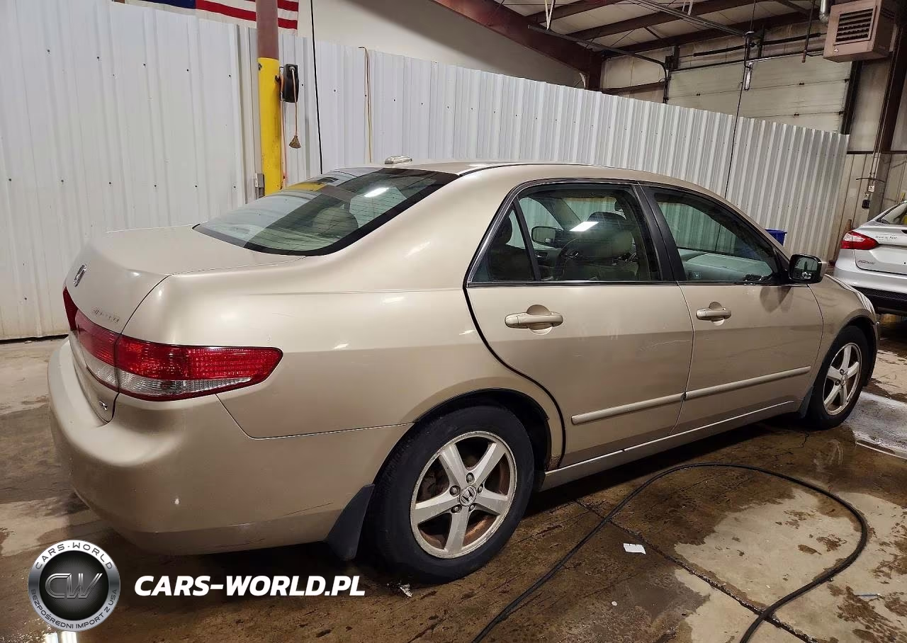 2004 Honda Accord Ex VIN:1HGCM56824A108679 - 3