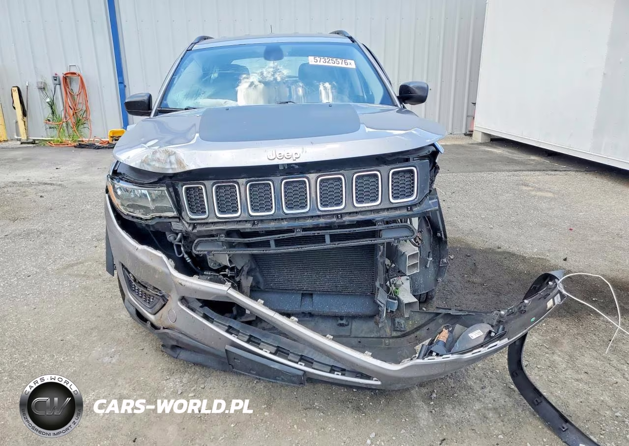 2017 Jeep Compass Sport VIN:3C4NJCAB5HT669111 - 5