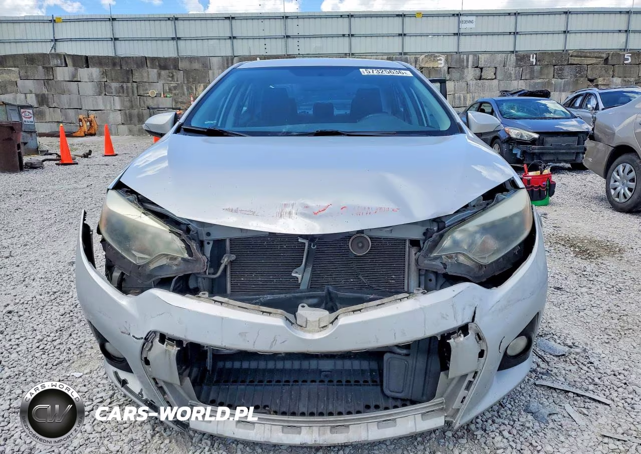 2014 Toyota Corolla S Plus VIN:2T1BURHE3EC167631 - 5