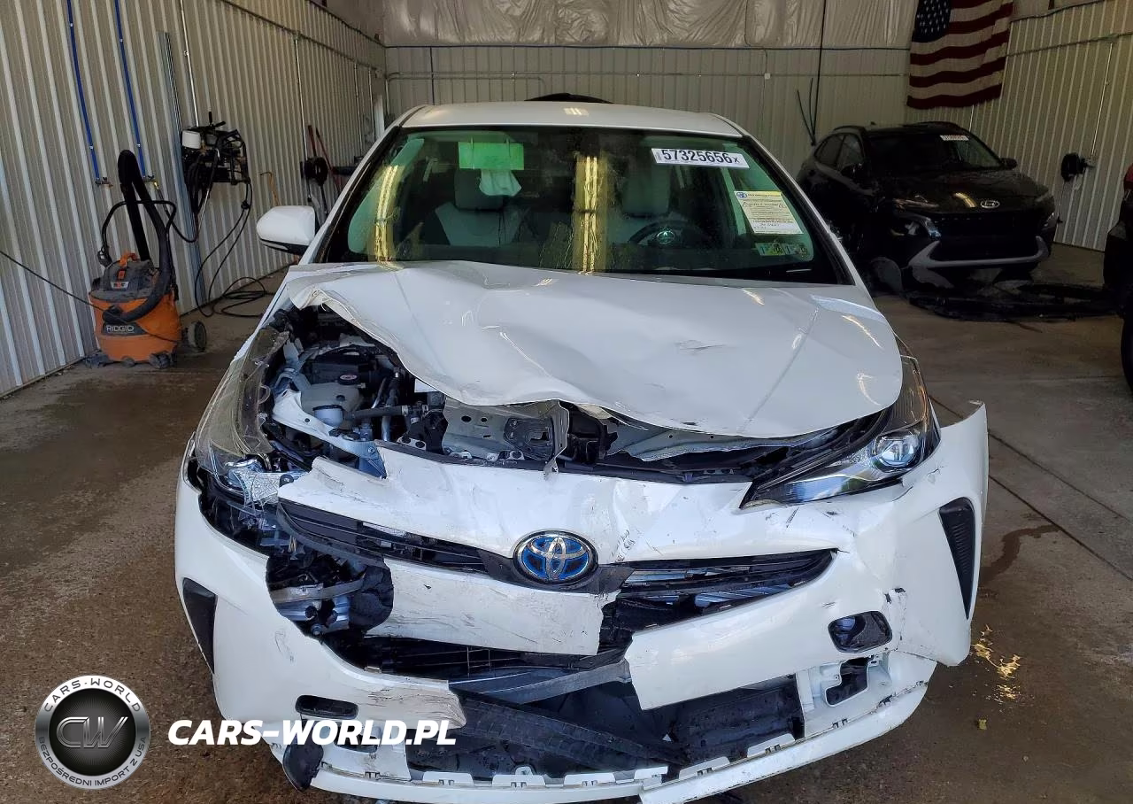 2019 Toyota Prius L Eco VIN:JTDKARFUXK3096404 - 5