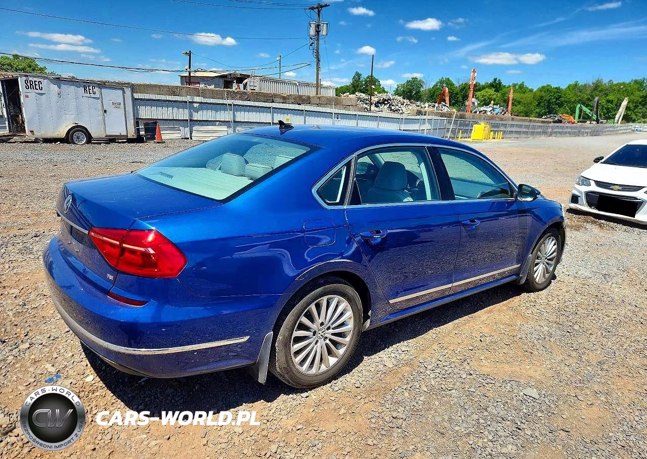 2016 Volkswagen Passat Se VIN:1VWBT7A34GC069667 - 3