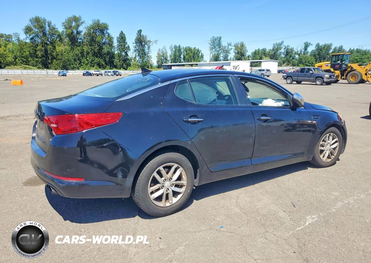 2012 Kia Optima Lx VIN:5XXGM4A71CG026129 - 3