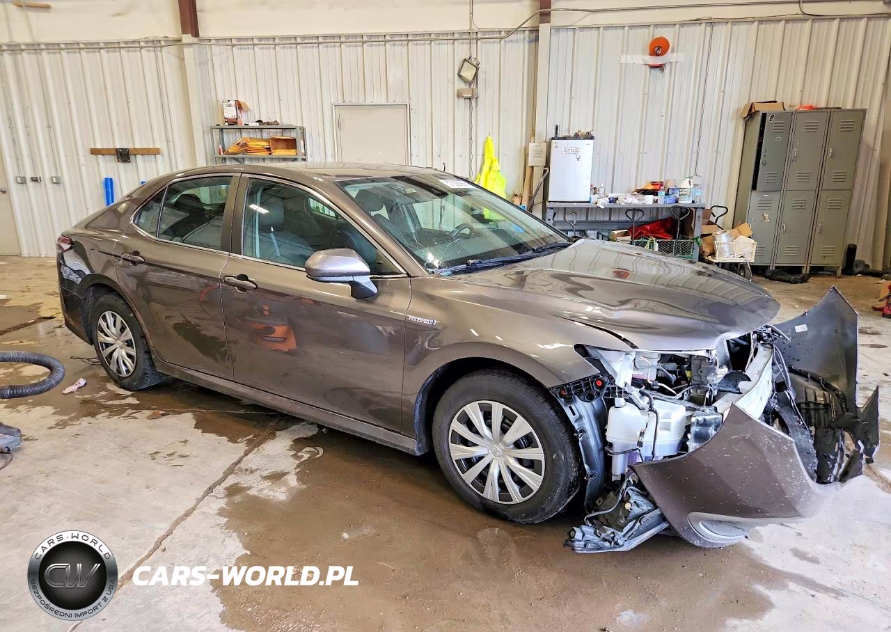 2021 Toyota Camry Le VIN:4T1C31AK4MU564190 - 4