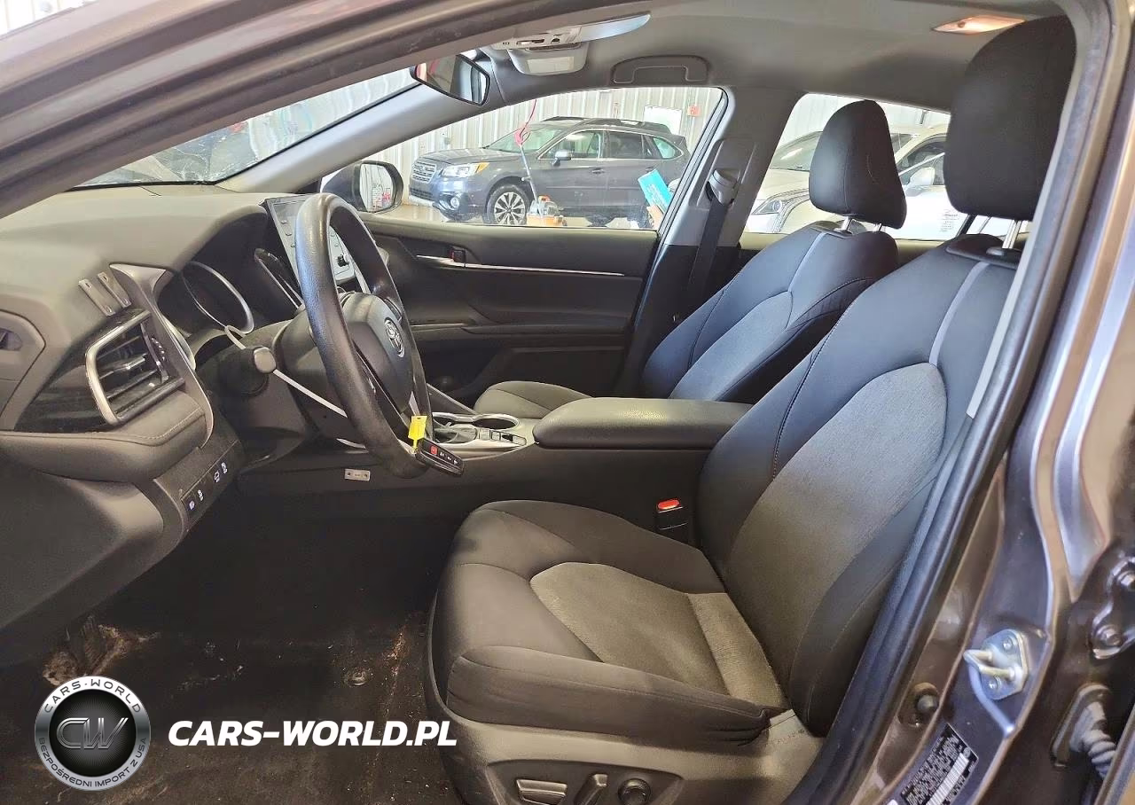 2021 Toyota Camry Le VIN:4T1C31AK4MU564190 - 7