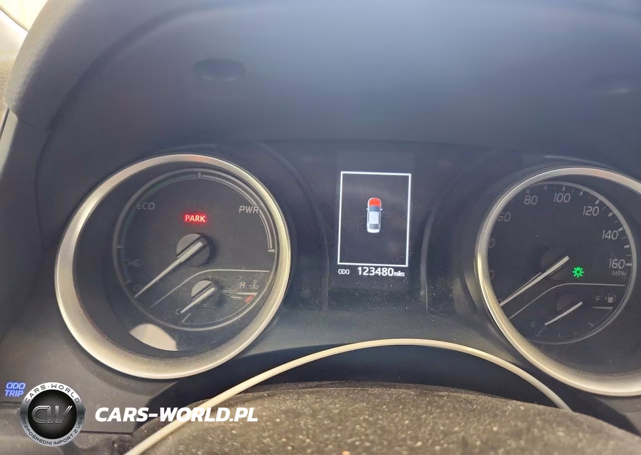 2021 Toyota Camry Le VIN:4T1C31AK4MU564190 - 9