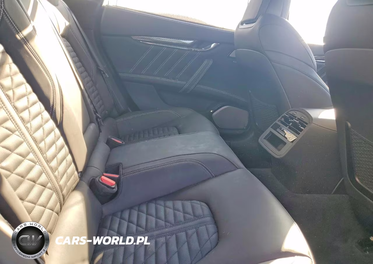 2023 Maserati Quattroporte Modena VIN:ZAM56YRMXPX422248 - 10