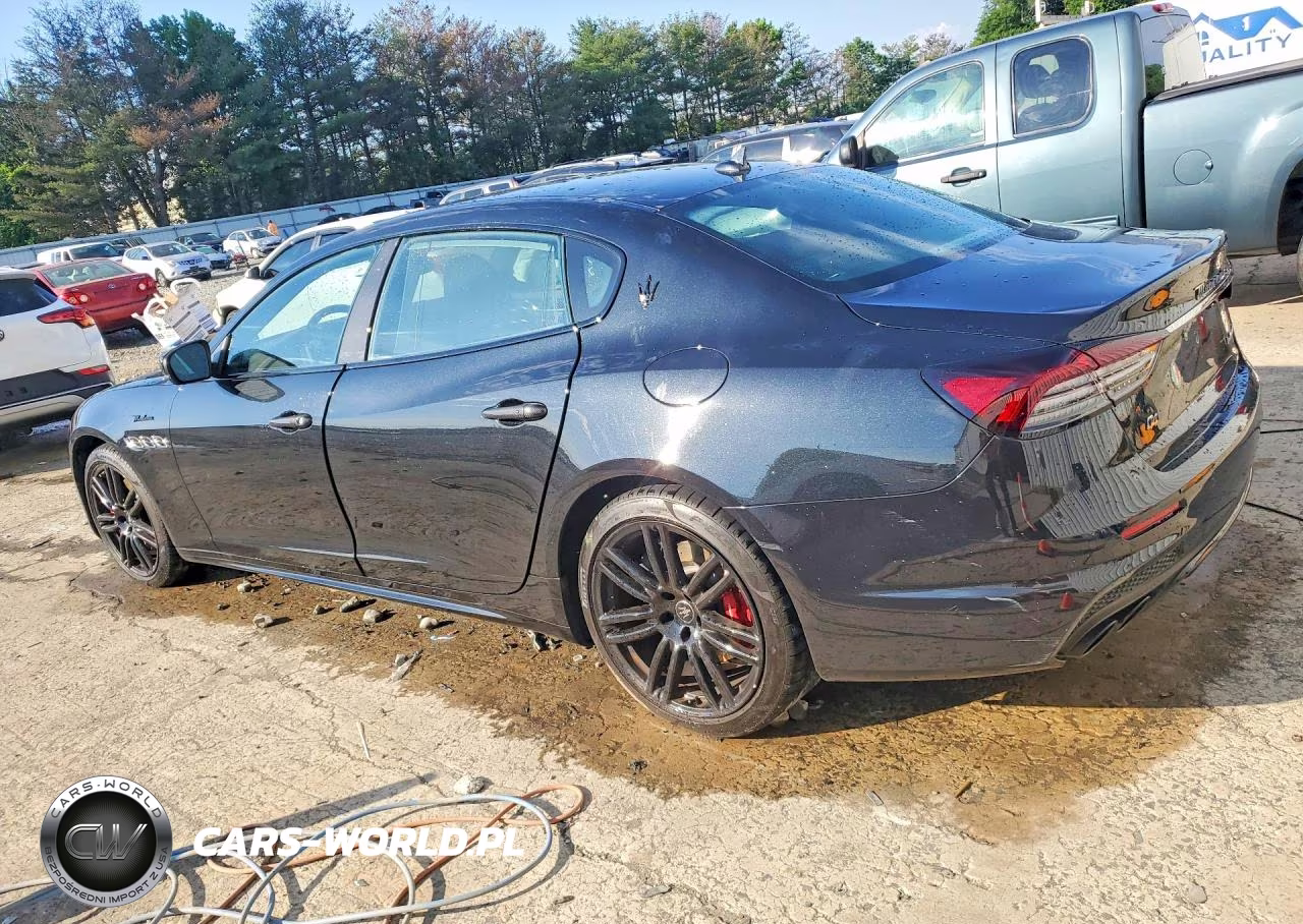 2023 Maserati Quattroporte Modena VIN:ZAM56YRMXPX422248 - 2
