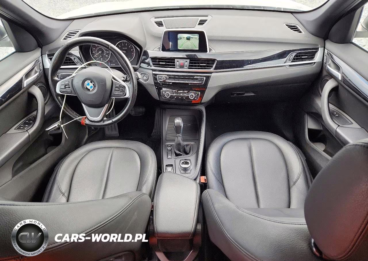 2018 BMW X1 xDrive28I VIN:WBXHT3C32J5K31622 - 8