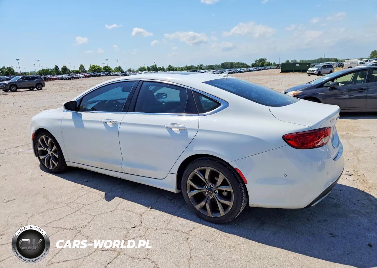 2015 Chrysler 200 C VIN:1C3CCCCG7FN661569 - 2