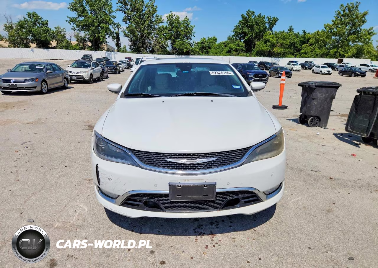2015 Chrysler 200 C VIN:1C3CCCCG7FN661569 - 5