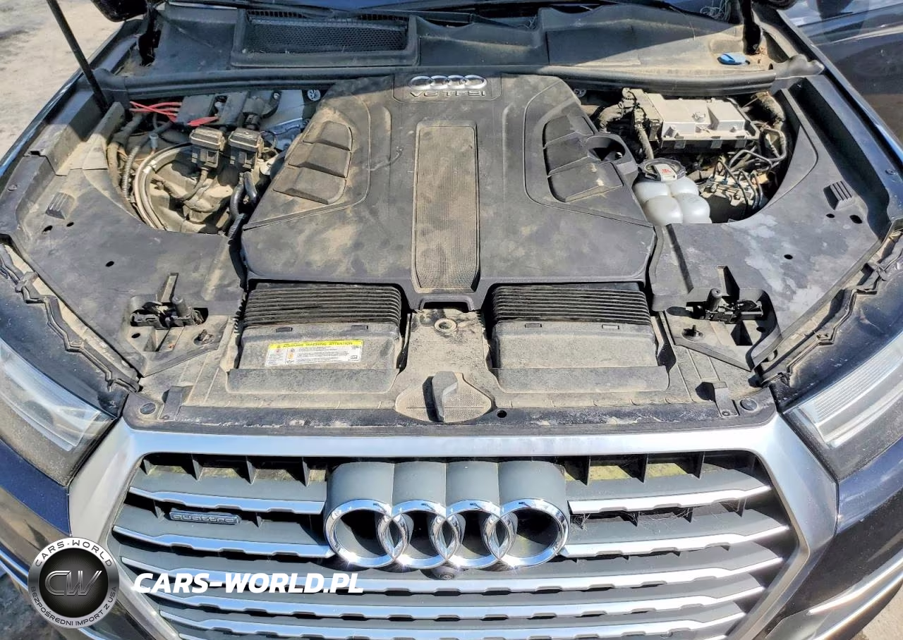 2018 Audi Q7 Prestige VIN:WA1VAAF7XJD041026 - 11