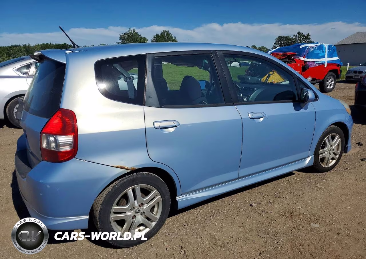 2008 Honda Fit VIN:JHMGD38628S003977 - 3