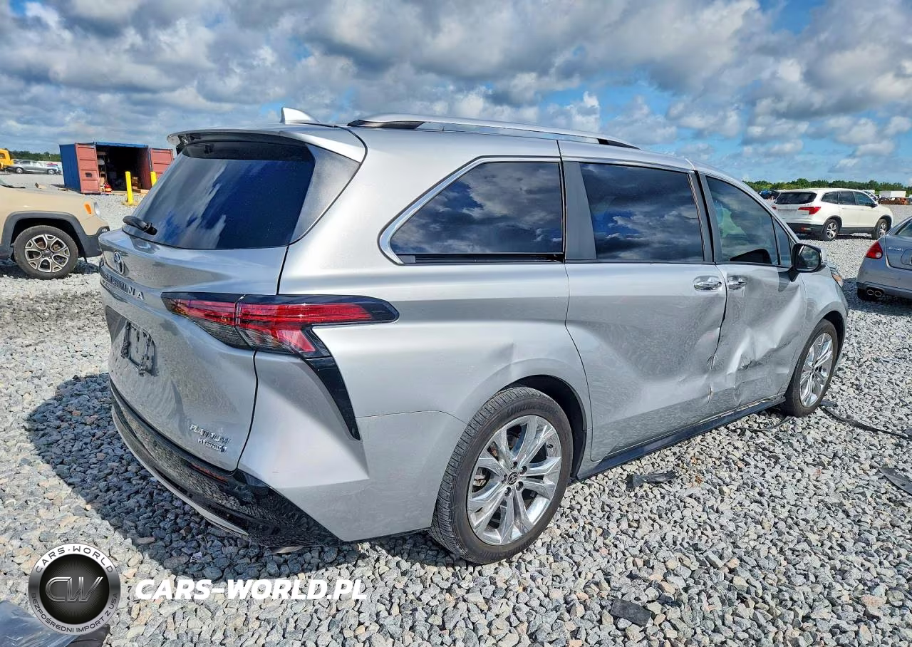 2023 Toyota Sienna Platinum 7-Passenger VIN:5TDERKEC2PS151651 - 3