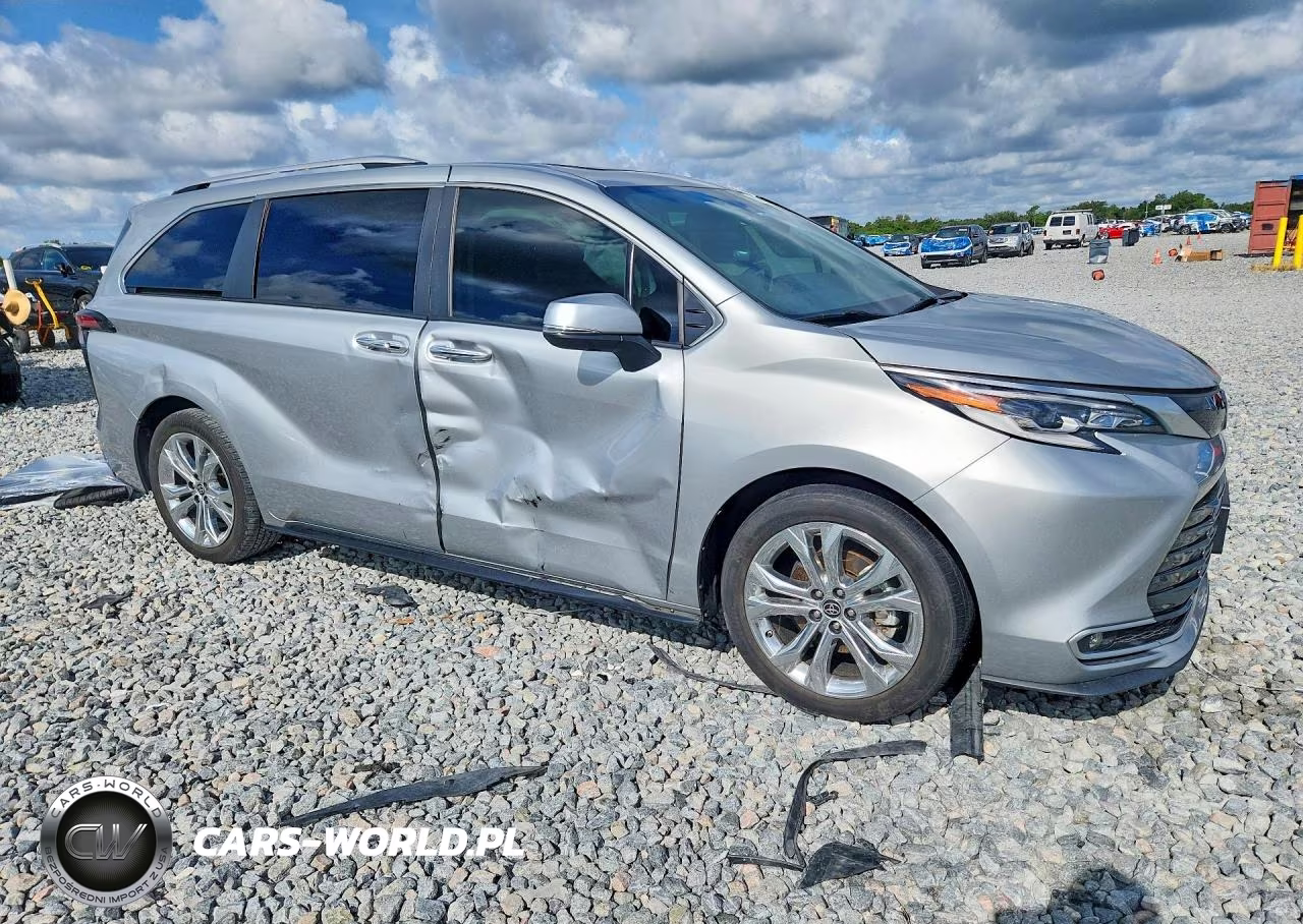 2023 Toyota Sienna Platinum 7-Passenger VIN:5TDERKEC2PS151651 - 4