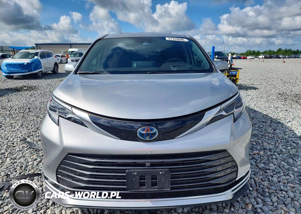 2023 Toyota Sienna Platinum 7-Passenger VIN:5TDERKEC2PS151651 - 5