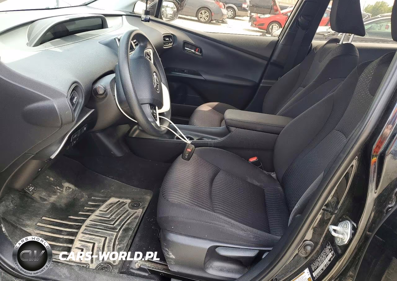 2017 Toyota Prius One VIN:JTDKBRFUXH3057544 - 7