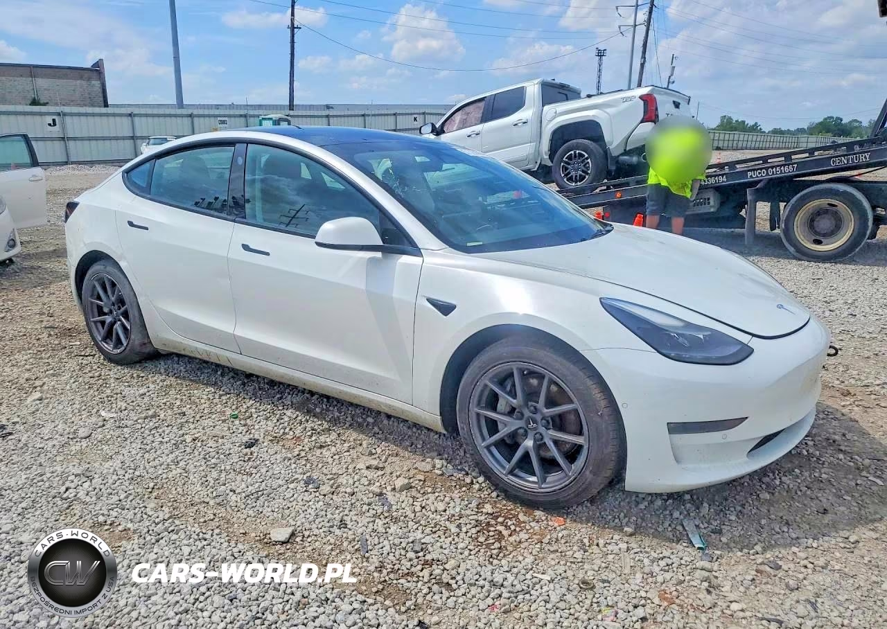 2022 Tesla Model 3 VIN:5YJ3E1EB1NF315154 - 4