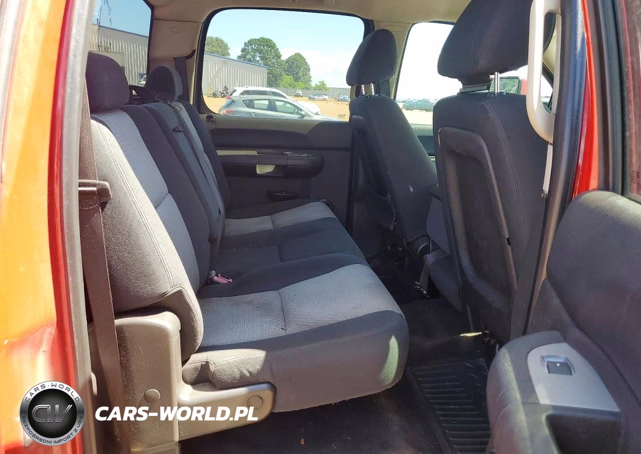 2008 Chevrolet Silverado C1500 VIN:2GCEC13C481135829 - 10