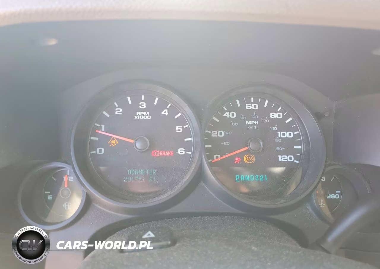 2008 Chevrolet Silverado C1500 VIN:2GCEC13C481135829 - 9
