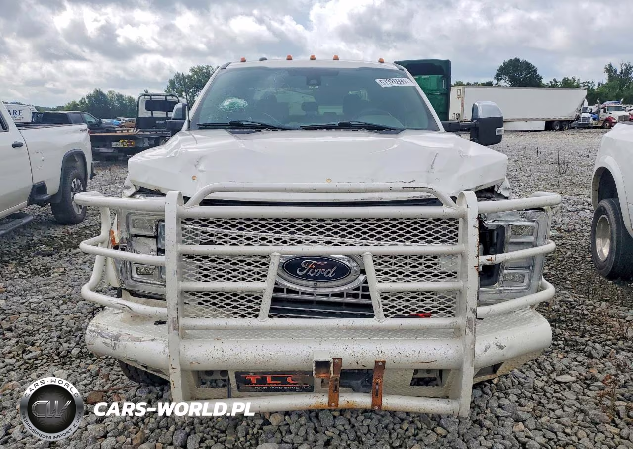 2017 Ford F450 Super Duty VIN:1FT8W4DT7HED67778 - 5