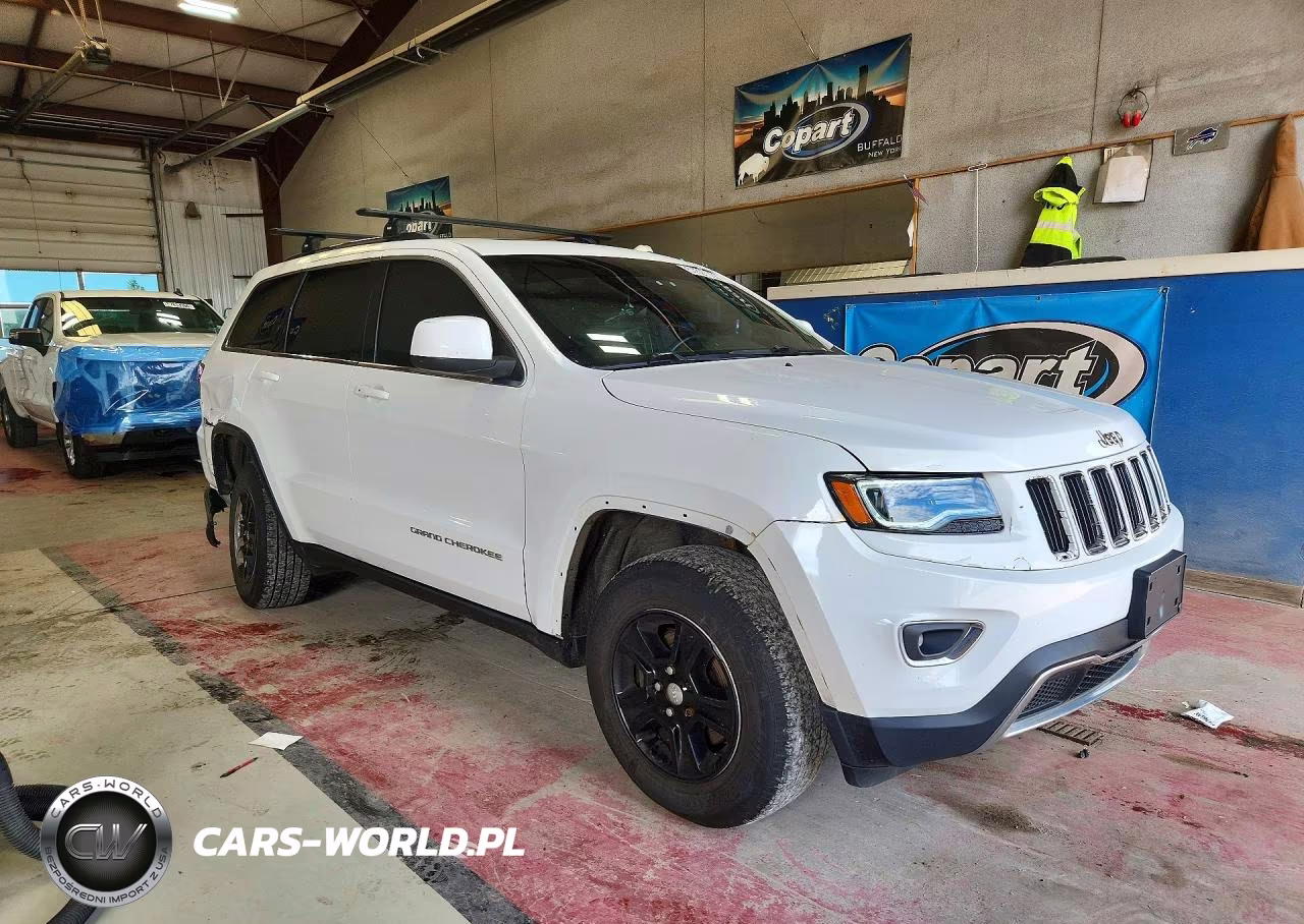 2014 Jeep Grand Cherokee Laredo VIN:1C4RJFAG8EC458460 - 4