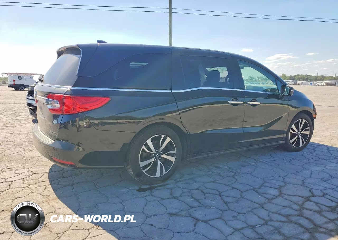 2019 Honda Odyssey Elite VIN:5FNRL6H98KB068524 - 3